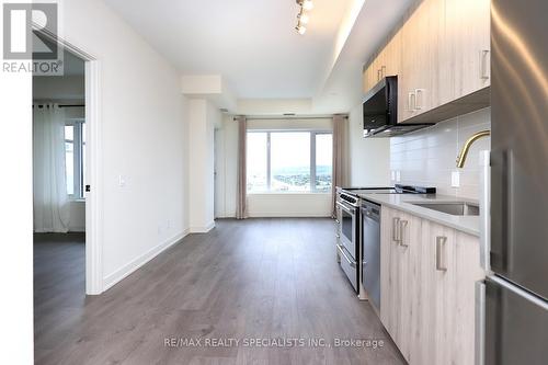 1504 - 8010 Derry Rd Road, Milton (Coates), ON - Indoor Photo Showing Kitchen With Stainless Steel Kitchen With Upgraded Kitchen