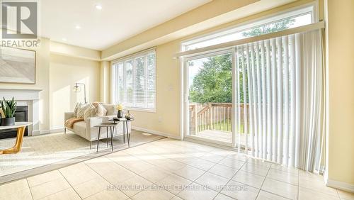 180 Esther Crescent, Thorold, ON - Indoor With Fireplace