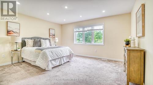 180 Esther Crescent, Thorold, ON - Indoor Photo Showing Bedroom