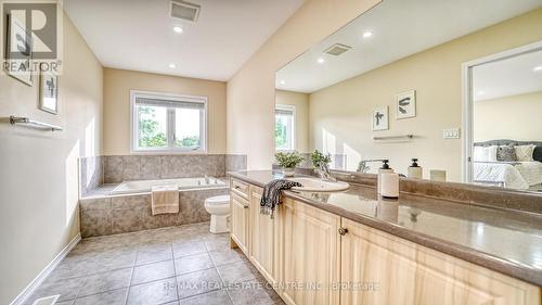 180 Esther Crescent, Thorold, ON - Indoor Photo Showing Bathroom