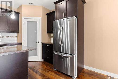 805 2055 Rose Street, Regina, SK - Indoor Photo Showing Kitchen