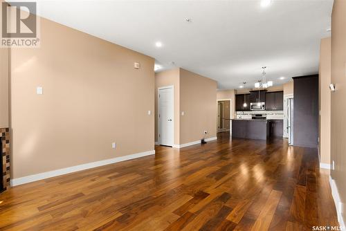 805 2055 Rose Street, Regina, SK - Indoor