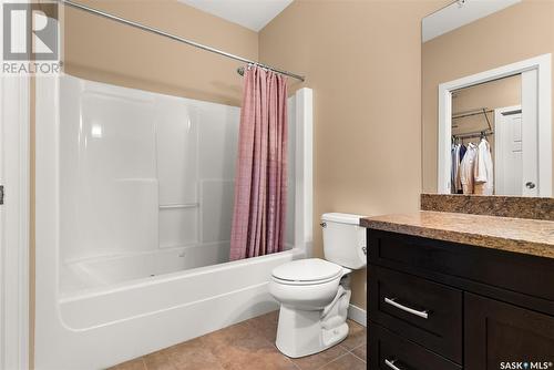 805 2055 Rose Street, Regina, SK - Indoor Photo Showing Bathroom