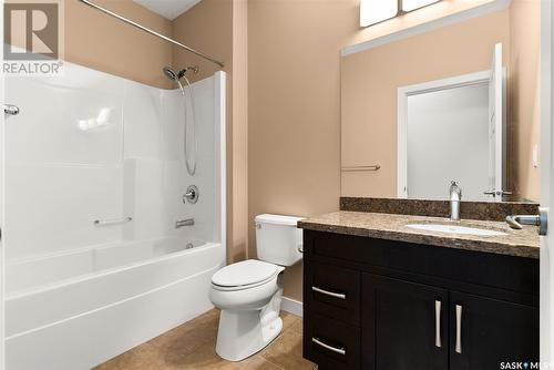 805 2055 Rose Street, Regina, SK - Indoor Photo Showing Bathroom