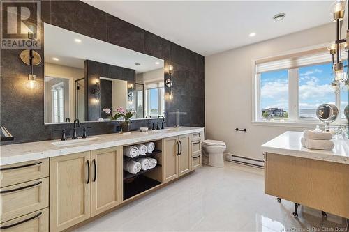 514 Wayne, Shediac, NB - Indoor Photo Showing Bathroom