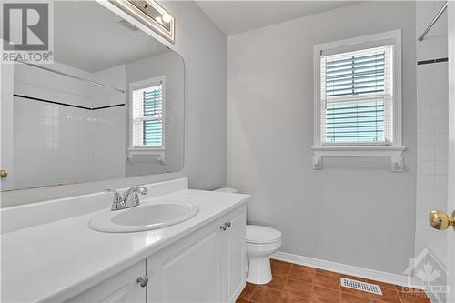 62 Jardin Private, Ottawa, ON - Indoor Photo Showing Bathroom