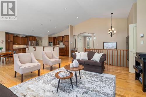 1774 County Road 3, Prince Edward County (Ameliasburgh), ON - Indoor Photo Showing Living Room