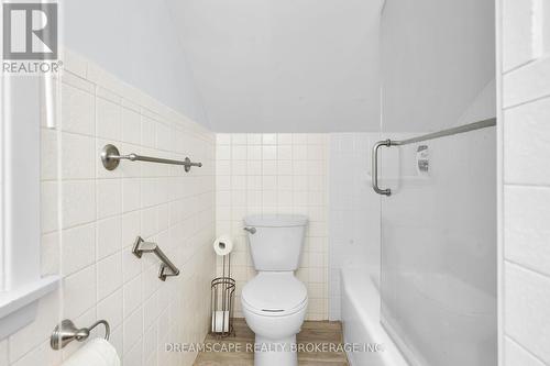 346 Valleyview Avenue, London, ON - Indoor Photo Showing Bathroom