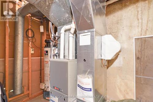 346 Valleyview Avenue, London, ON - Indoor Photo Showing Basement