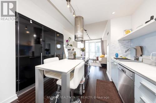 2503 - 38 Dan Leckie Way, Toronto, ON - Indoor Photo Showing Kitchen With Upgraded Kitchen