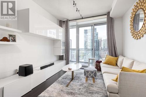 2503 - 38 Dan Leckie Way, Toronto (Waterfront Communities), ON - Indoor Photo Showing Living Room