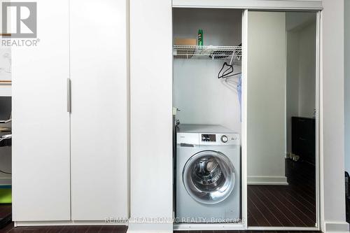 2503 - 38 Dan Leckie Way, Toronto (Waterfront Communities), ON - Indoor Photo Showing Laundry Room