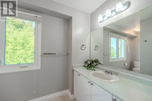 199 Hanmer Street W, Barrie (West Bayfield), ON - Indoor Photo Showing Bathroom