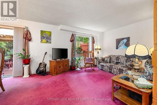 161 Sutherland Crescent, Cobourg, ON - Indoor Photo Showing Living Room