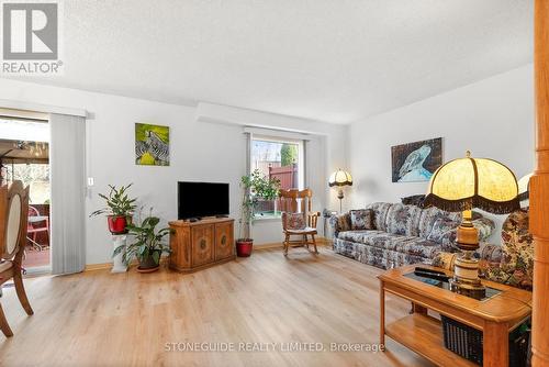 161 Sutherland Crescent, Cobourg, ON - Indoor Photo Showing Living Room