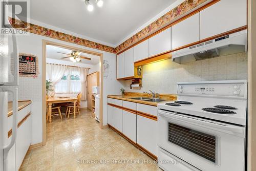 161 Sutherland Crescent, Cobourg, ON - Indoor Photo Showing Kitchen With Double Sink