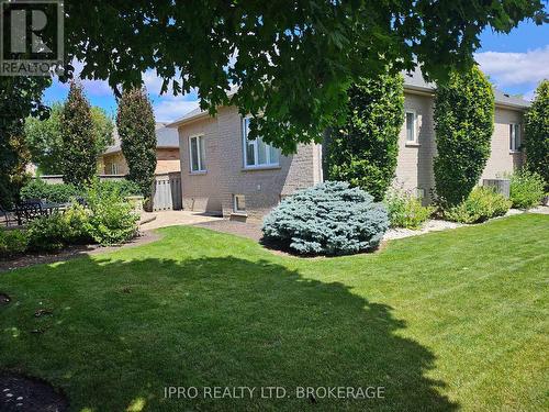 135 Michelle Drive, Vaughan, ON - Outdoor