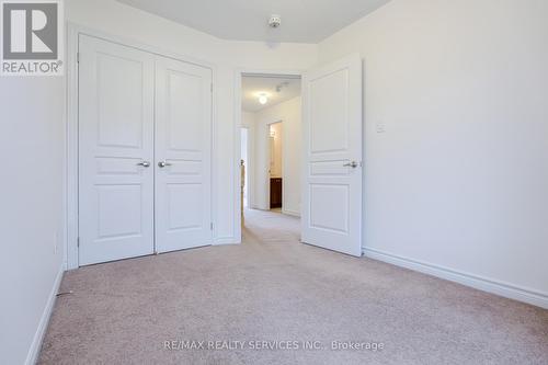 17 Aspen Hills Rd, Brampton (Credit Valley), ON - Indoor Photo Showing Other Room