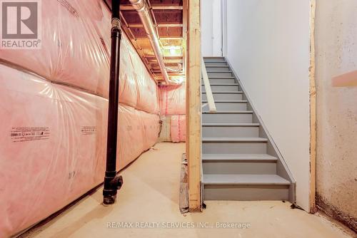 17 Aspen Hills Rd, Brampton (Credit Valley), ON - Indoor Photo Showing Other Room