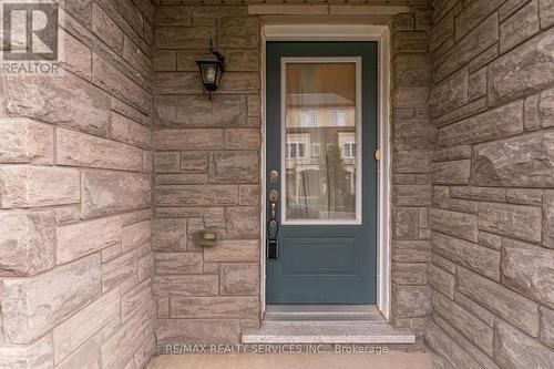 17 Aspen Hills Rd, Brampton (Credit Valley), ON - Indoor Photo Showing Bathroom