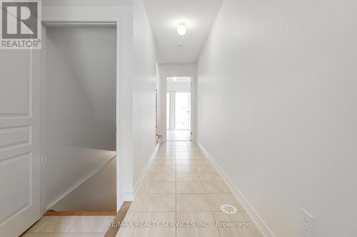 17 Aspen Hills Rd, Brampton (Credit Valley), ON - Indoor Photo Showing Other Room