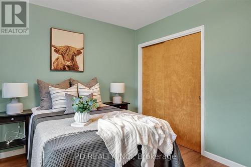 28 Bond Street E, Kawartha Lakes (Fenelon Falls), ON - Indoor Photo Showing Bedroom