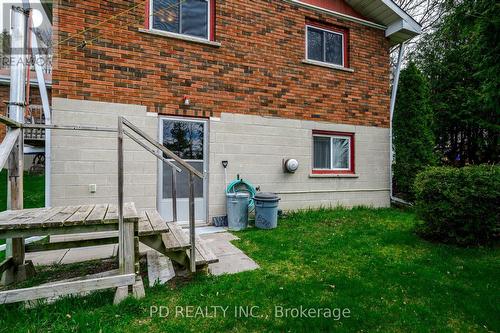 28 Bond Street E, Kawartha Lakes (Fenelon Falls), ON - Outdoor With Exterior