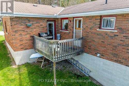 28 Bond Street E, Kawartha Lakes (Fenelon Falls), ON - Outdoor With Deck Patio Veranda With Exterior