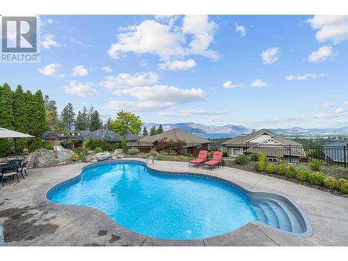 620 Arbor View Drive, Kelowna, BC - Outdoor With In Ground Pool With Backyard