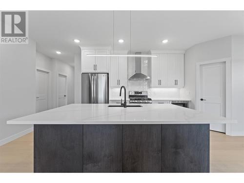 1840 10 Street Sw Unit# 19 Lot# 24, Salmon Arm, BC - Indoor Photo Showing Kitchen With Upgraded Kitchen