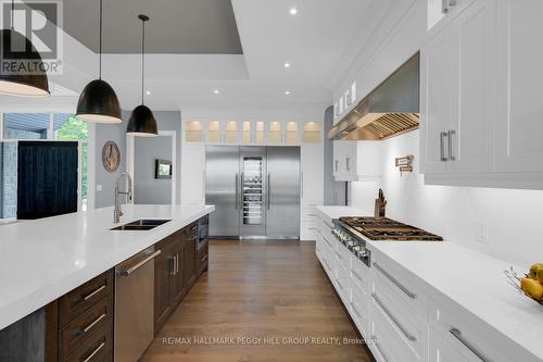 49 Melissa Lane, Tiny, ON - Indoor Photo Showing Kitchen With Double Sink With Upgraded Kitchen