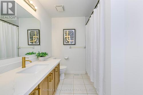 4220 Thomas Alton Boulevard, Burlington (Alton), ON - Indoor Photo Showing Bathroom