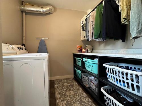 68030 Pr 350 Road N, Rm Of North Norfolk, MB - Indoor Photo Showing Laundry Room