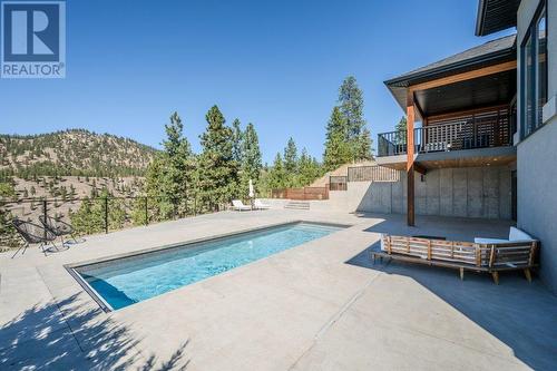 2089 Lawrence Avenue, Penticton, BC - Outdoor With In Ground Pool