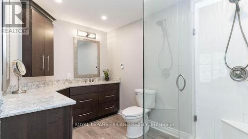 12 - 152 Albert Street, London, ON - Indoor Photo Showing Bathroom