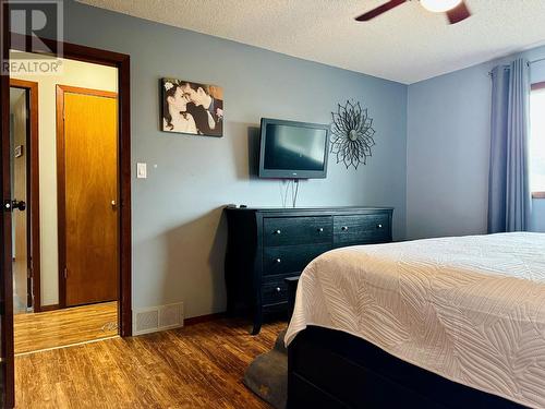 1305 16Th  S Street, Cranbrook, BC - Indoor Photo Showing Bedroom