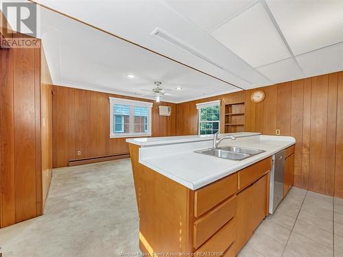 2831 Dominion Boulevard, Windsor, ON - Indoor Photo Showing Kitchen With Double Sink