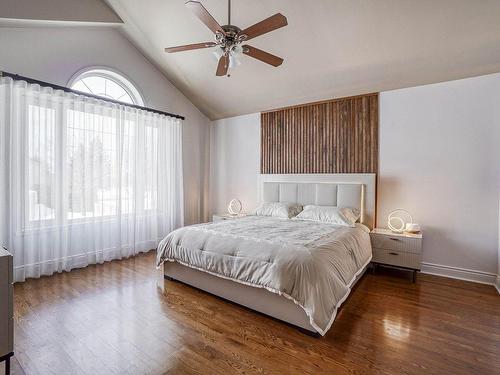 Master bedroom - 922 Rue Delacroix, Repentigny (Repentigny), QC - Indoor Photo Showing Bedroom