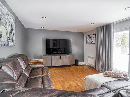 Family room - 922 Rue Delacroix, Repentigny (Repentigny), QC - Indoor Photo Showing Living Room