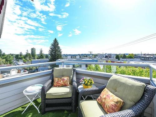 302-501 4Th St, Courtenay, BC - Outdoor With Deck Patio Veranda With View