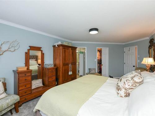 302-501 4Th St, Courtenay, BC - Indoor Photo Showing Bedroom