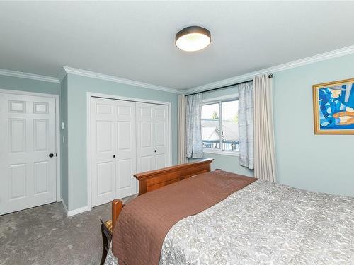 302-501 4Th St, Courtenay, BC - Indoor Photo Showing Bedroom