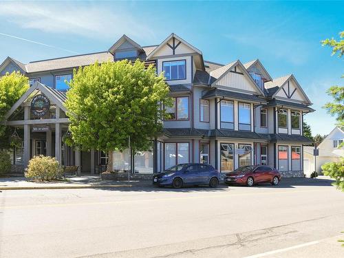 302-501 4Th St, Courtenay, BC - Outdoor With Facade