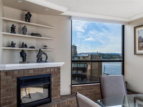 504-225 Belleville St, Victoria, BC - Indoor With Fireplace