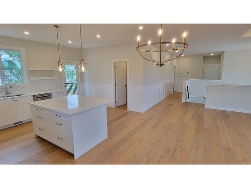 234 Murtle Cres, Clearwater, BC - Indoor Photo Showing Kitchen