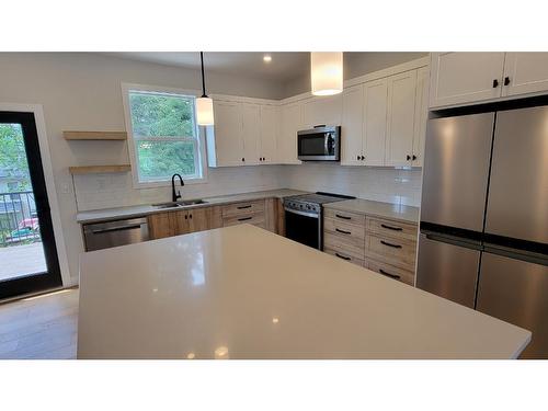 237 Murtle Road, Clearwater, BC - Indoor Photo Showing Kitchen With Stainless Steel Kitchen With Double Sink