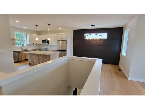 237 Murtle Road, Clearwater, BC - Indoor Photo Showing Kitchen