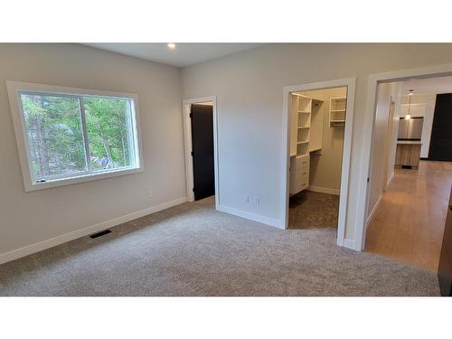 237 Murtle Road, Clearwater, BC - Indoor Photo Showing Other Room