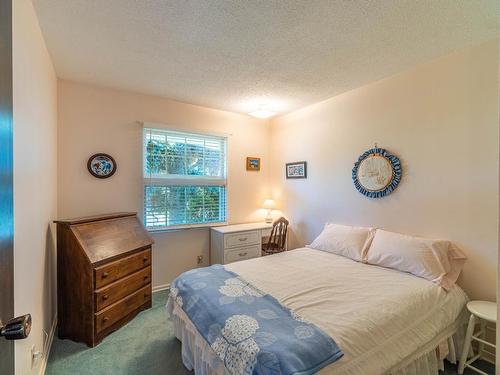 357 Gibraltar Crt, Kamloops, BC - Indoor Photo Showing Bedroom