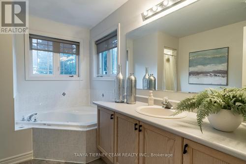 69 Harty Crescent, Ajax (Northwest Ajax), ON - Indoor Photo Showing Bathroom